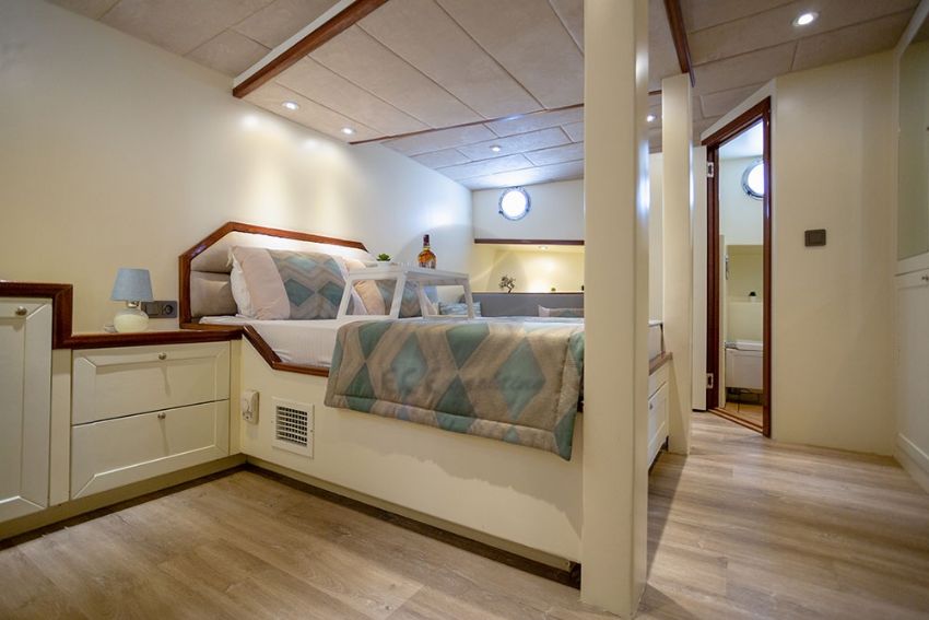 DERYA DENIZ Front Master Cabin 2