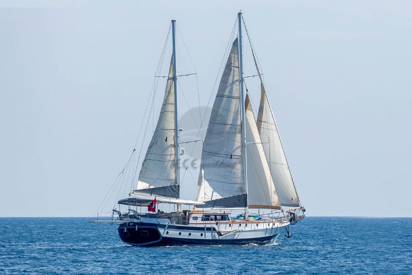 DERYA DENIZ Dış Görünüm