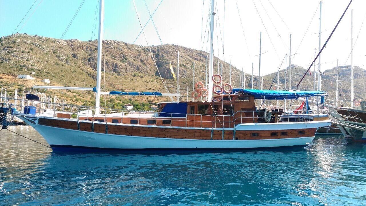 D Gulu Yacht,  Port Side View.