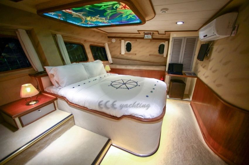 ece arina arka mastır 