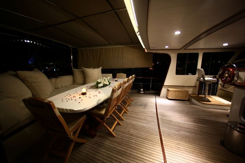 ece arina arka oturma grubu