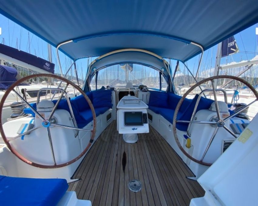 Benetau Oceanis 43.4 Sail Boat, Deck.