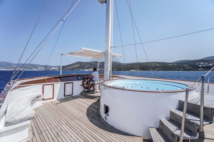 Elara 1 Gulet, Jacuzzi On Deck.