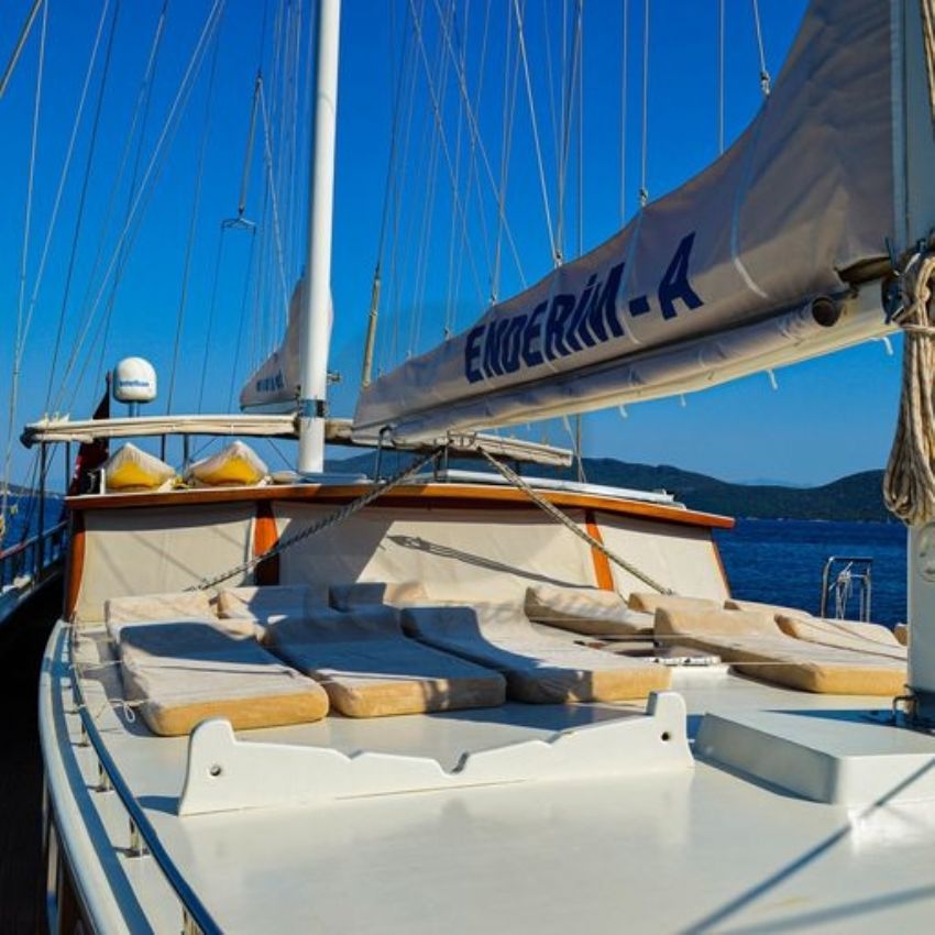 Enderim A teknesi yemek masası