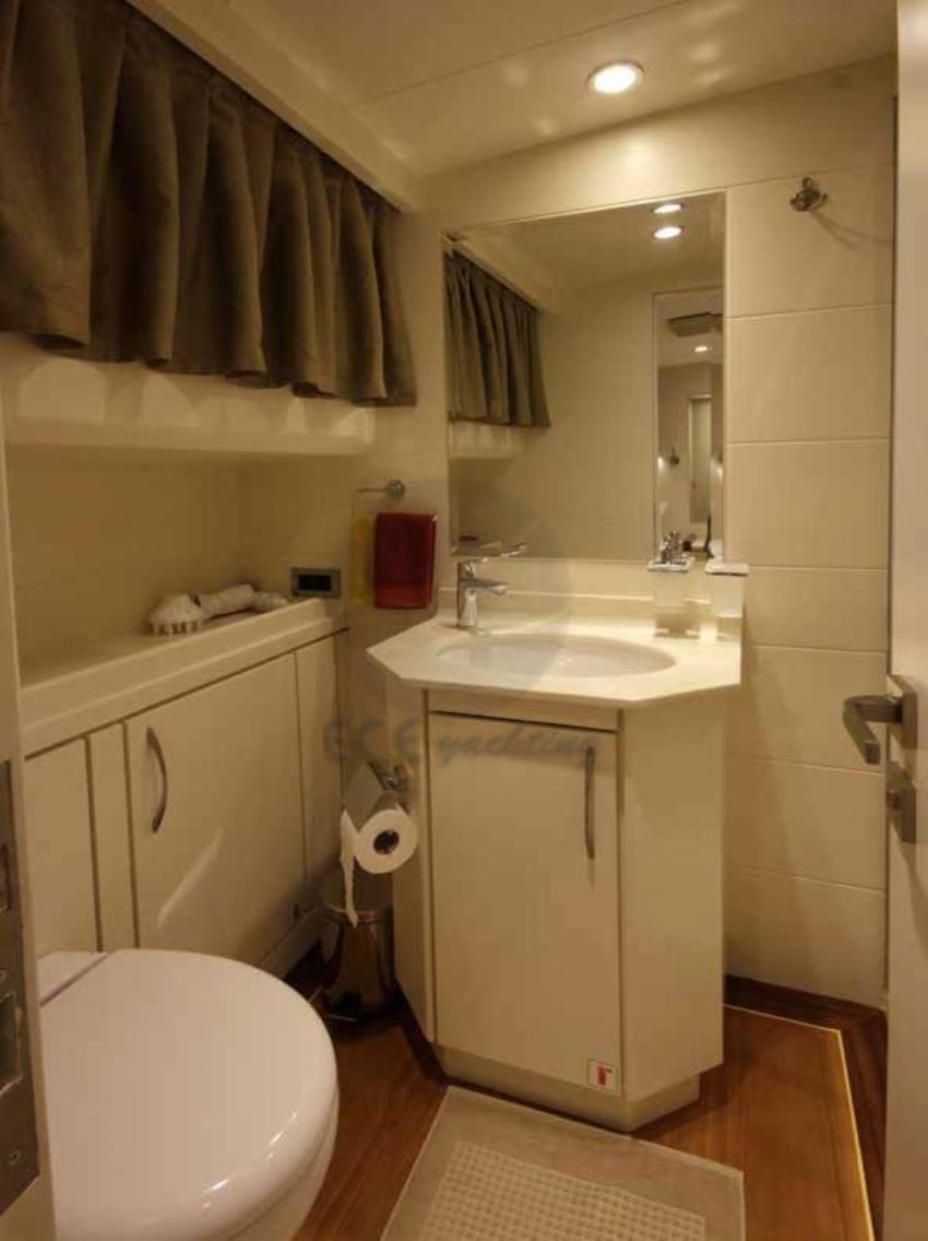 endless banyo. Endless Gulet, En Suite Bathroom.