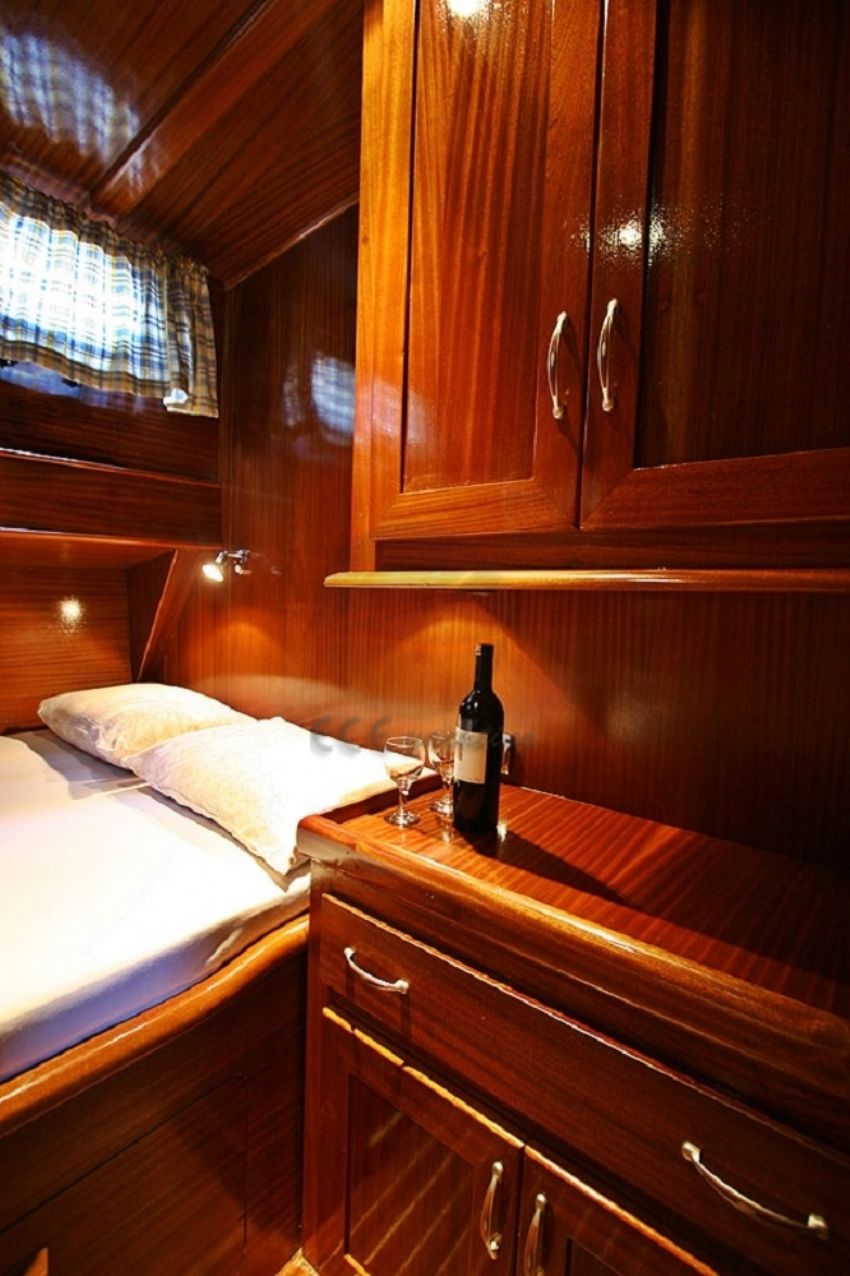 Erden kabin 2.  Erden Yacht, Classic Gulet Décor.