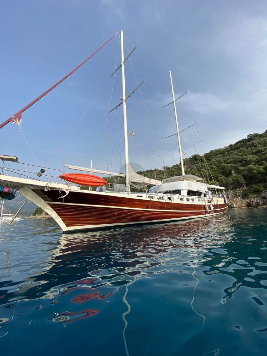 Esinti gulet exterior