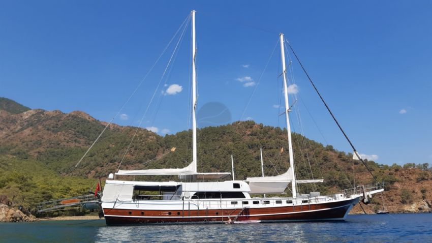 Esinti gulet exterior