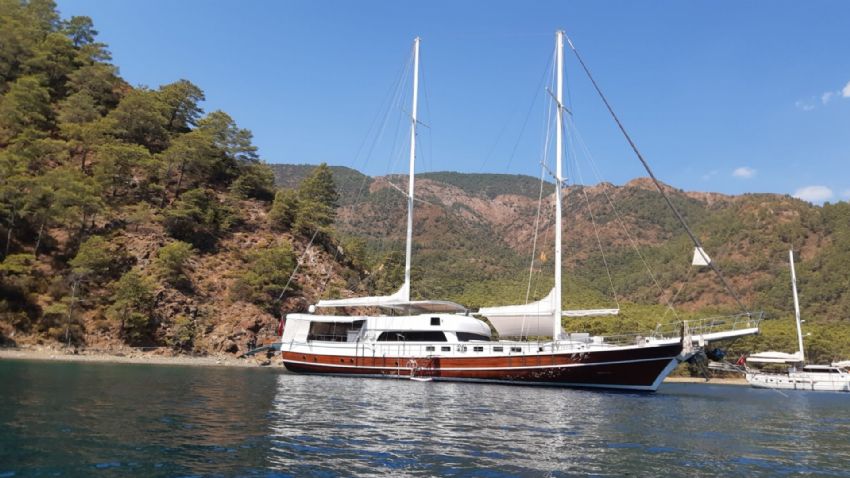 Esinti gulet exterior