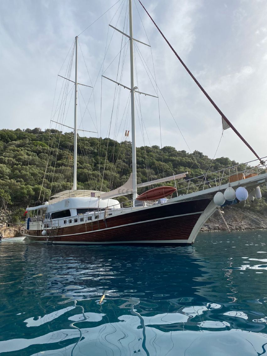 Esinti gulet exterior