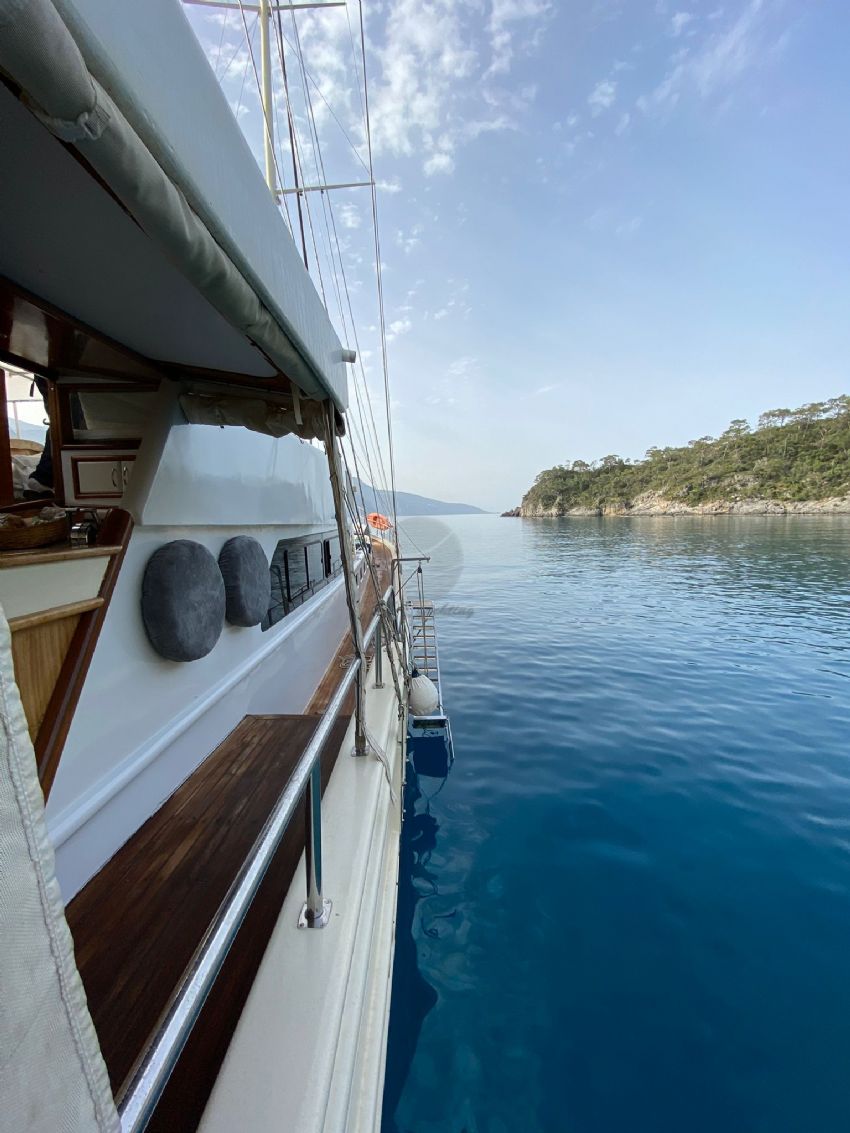 Esinti gulet exterior