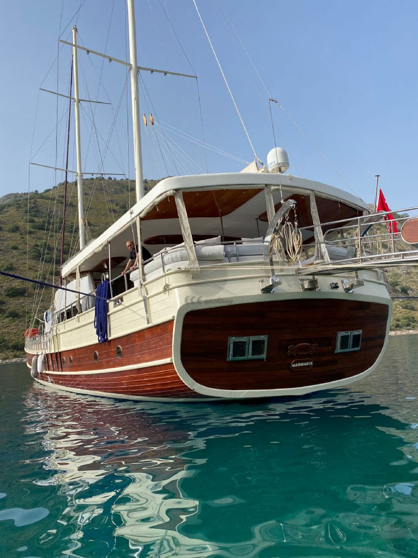 Esinti gulet exterior