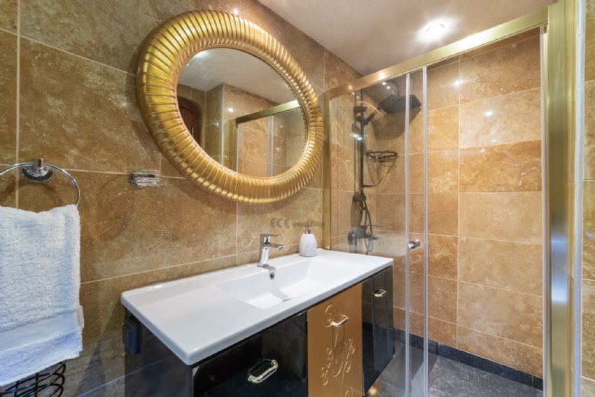 Esma Sultan Banyo ve Tuvalet