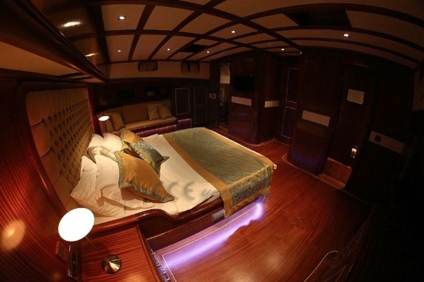 Estrella De Mar Yatı Master Cabin