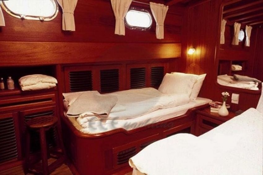 Eylül Deniz 2 Teknesi twin kabin. Eylul Deniz 2 Gulet, Twin Cabin.