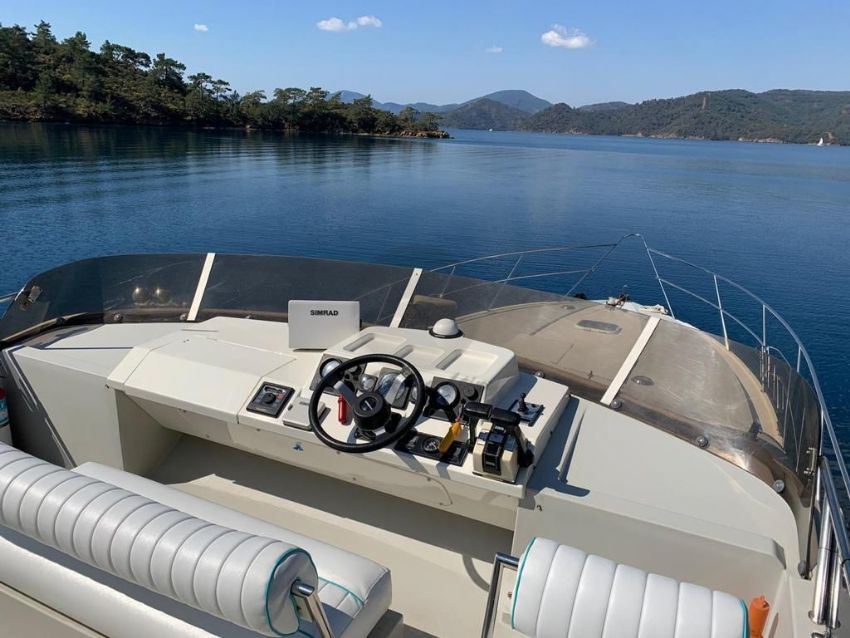 Ece Bozdağ Ön Güverte - Güneşlenme Alanı