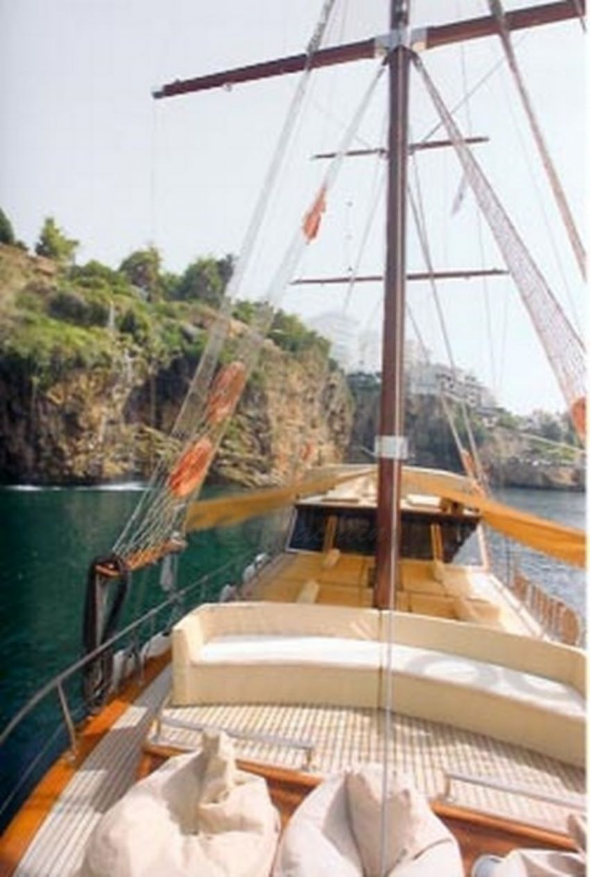 Ön oturma grubu ve minderleri