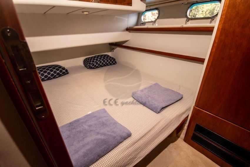 Ferretti Double Kabin