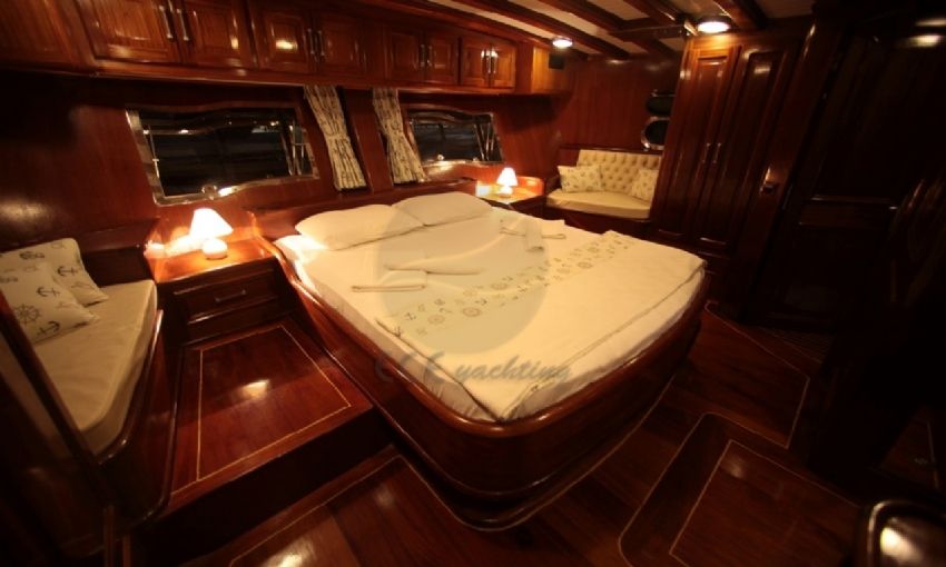 Furkan Gulet, Master Cabin 1.