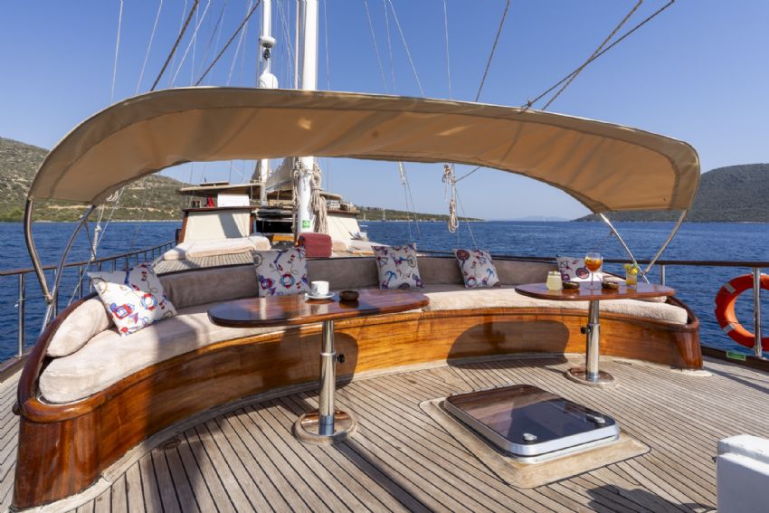 Furkan Gulet, Lounge Seating.