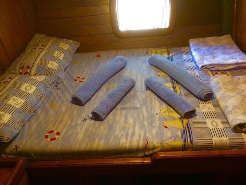 g okan tuvalet. G. Okan Yacht, Room With A View.