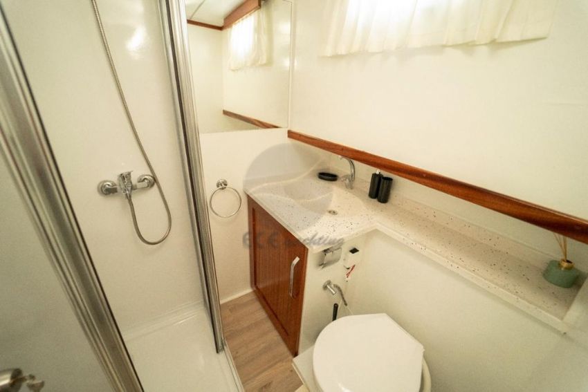 Golden Light Banyo & Wc