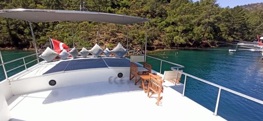 Golden Light Güneşlenme Alanı