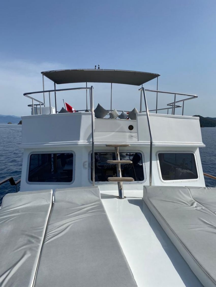 Golden Light Güneşlenme Alanı