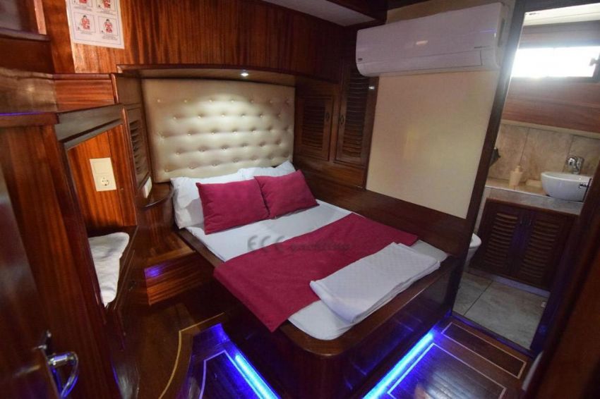 Grand Rtt, Double Kabin