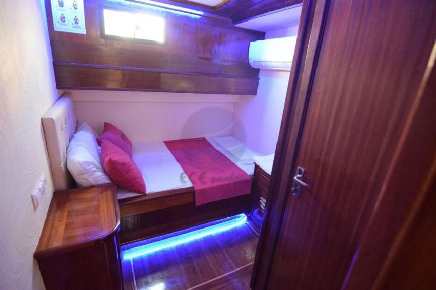 Grand Rtt, Double Kabin