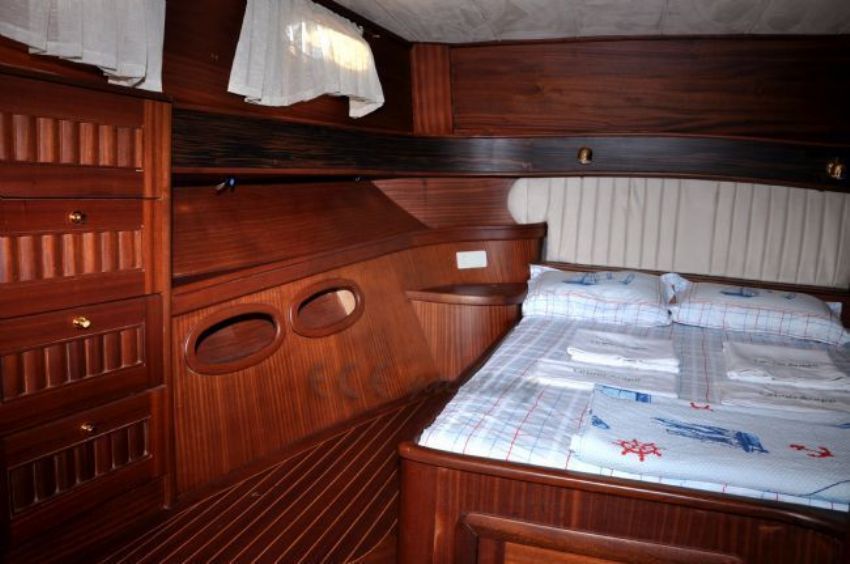 Green Angel Yacht Double Cabin.