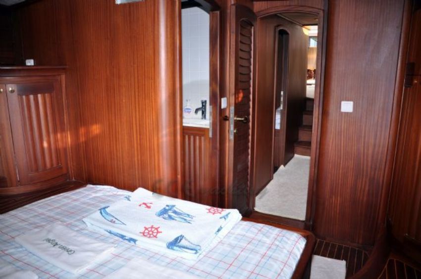 Green Angel Gulet, Spacious Cabin.