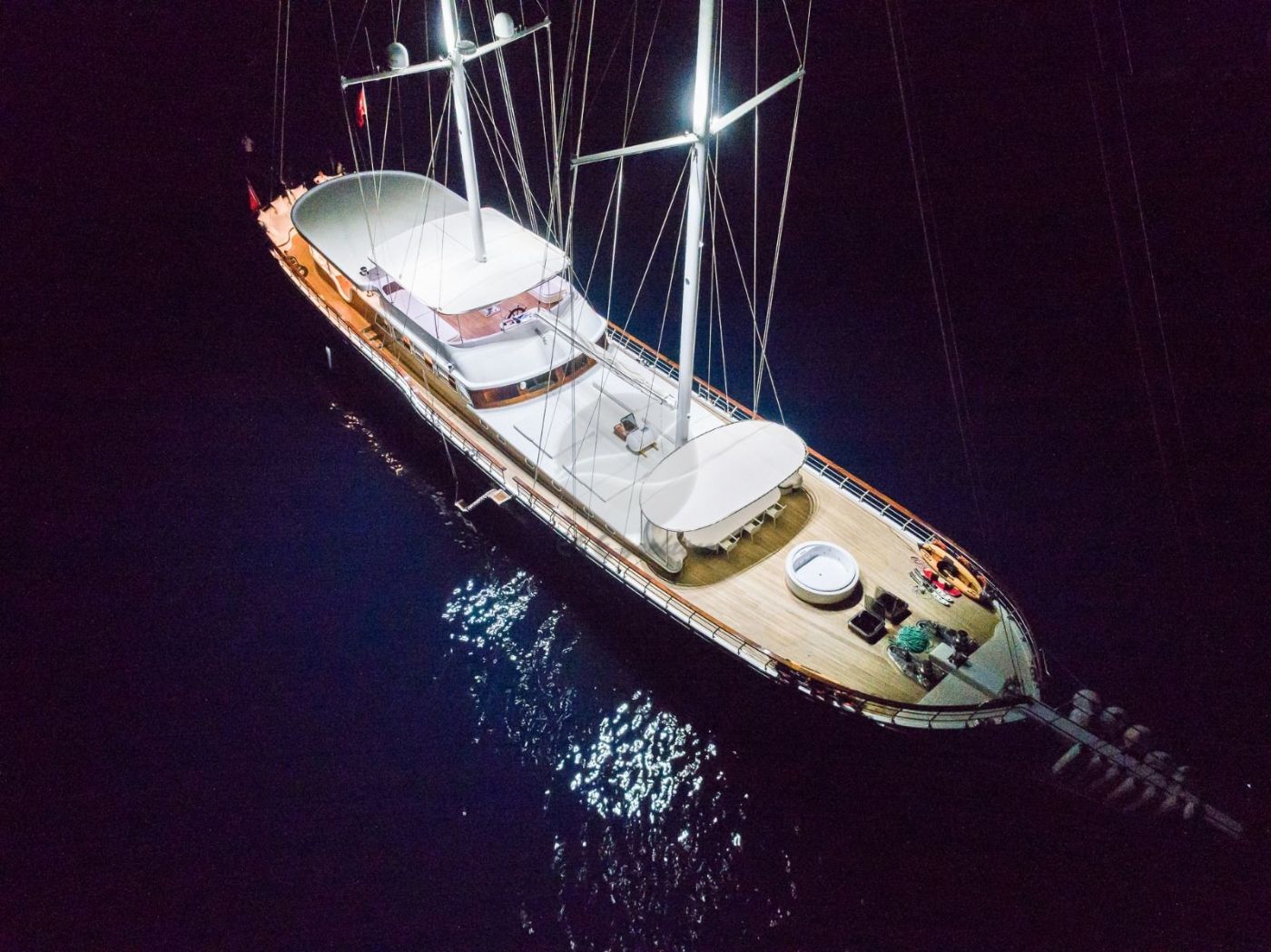 Halcon Del Mar Yacht, Night Lights.