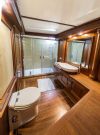 Halcon Del Mar Yacht, En Suite Bathroom.