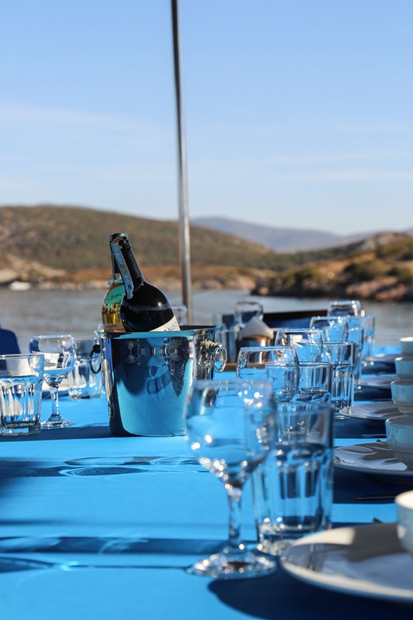 Halil Aga 1 Yacht, Dining