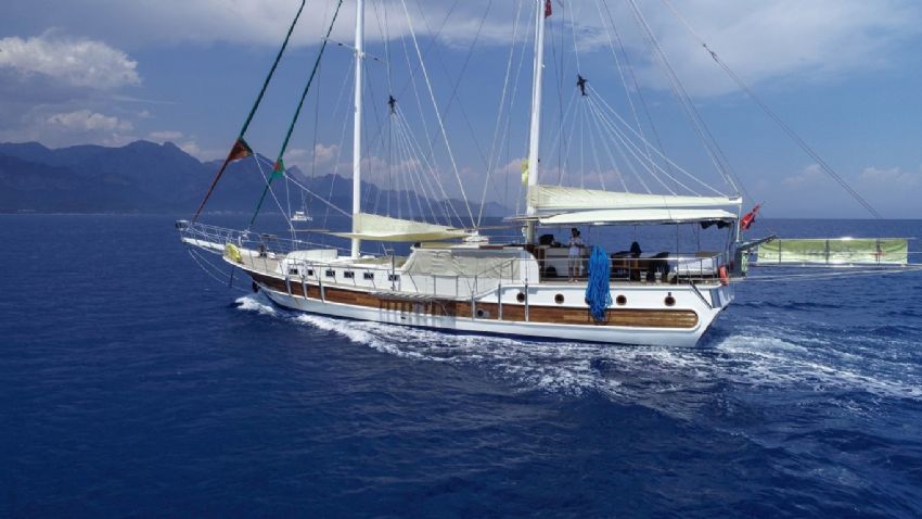 Helin Sultan Dış Görünüm