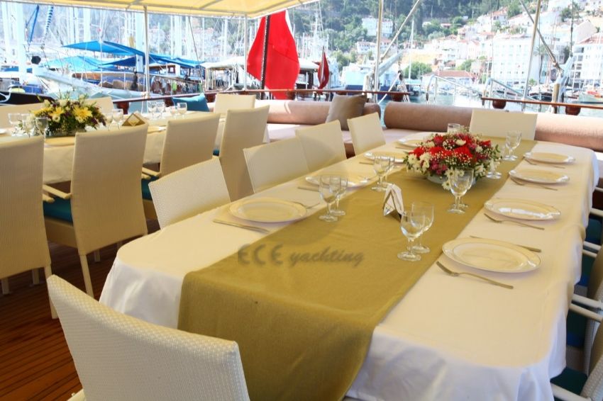 Holiday V Gulet, Seating For All.