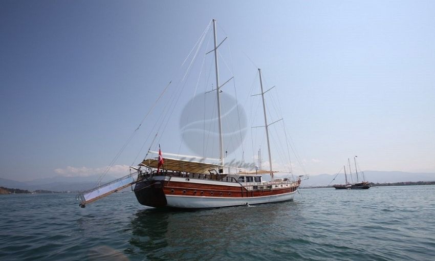 Holiday V Gulet, Sail Away.