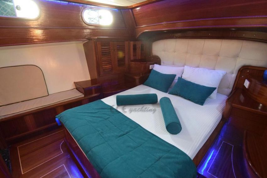 İncilay, Double Kabin