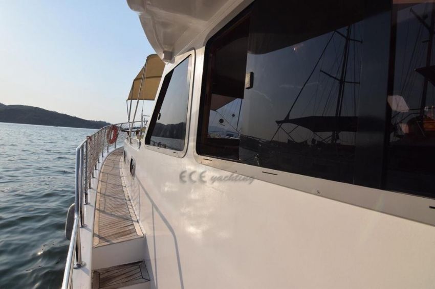 İncilay, Dış Görünüm