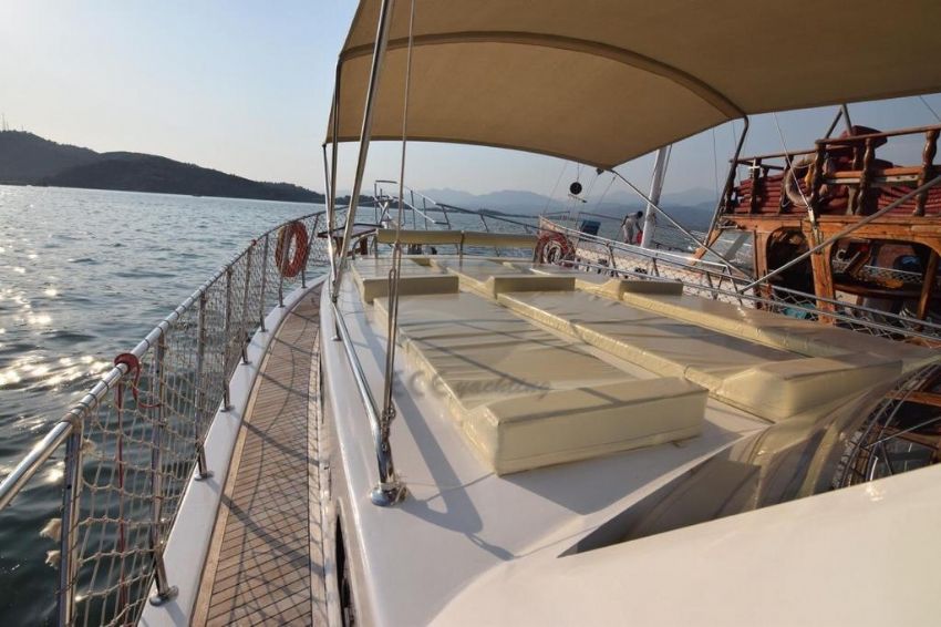 İncilay, Güneşlenme Alanı