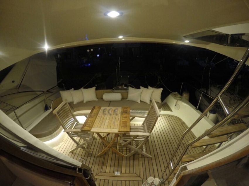 Ece Muratpaşa Arka Oturma Alanı