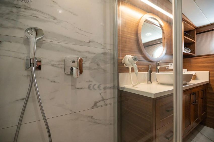 Junior Orçun - Banyo & Wc