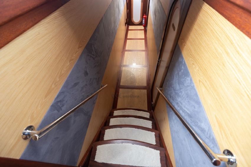 KANARYA İÇ MERDİVEN