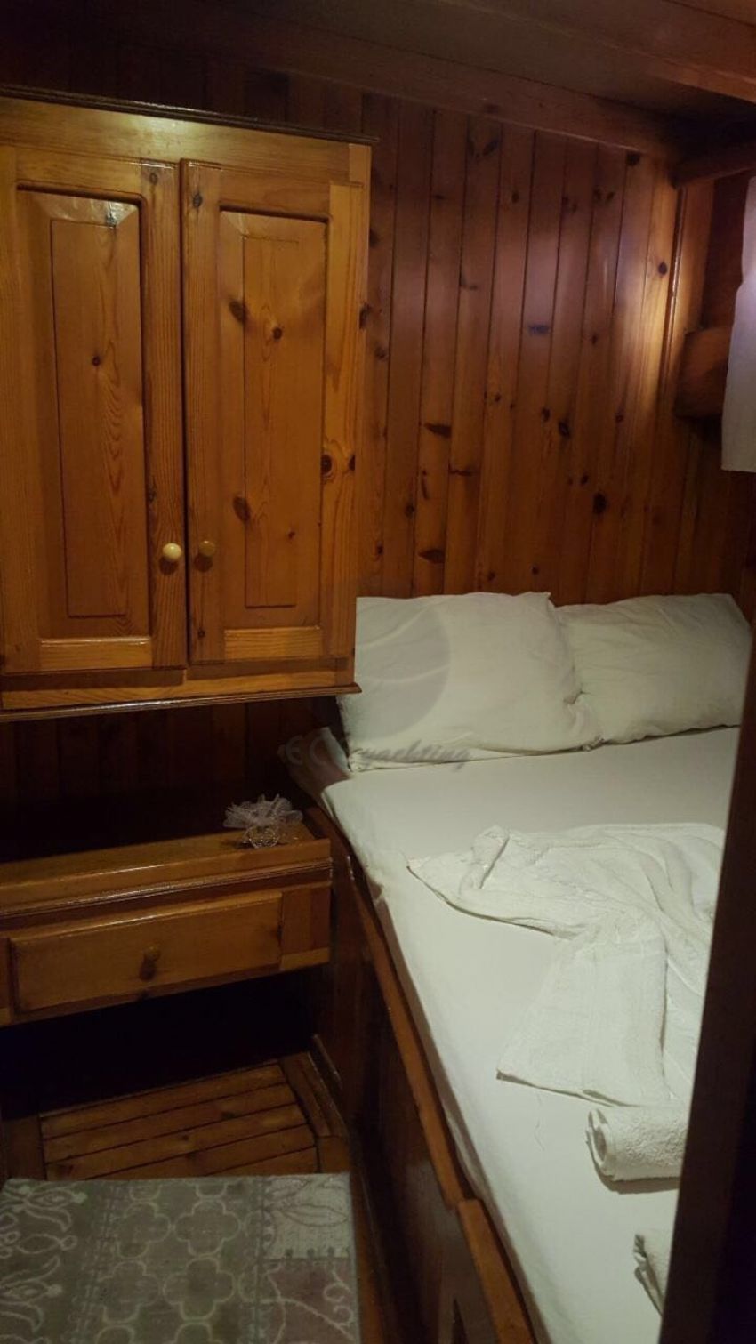 kaptan özgen teknesi kabin 