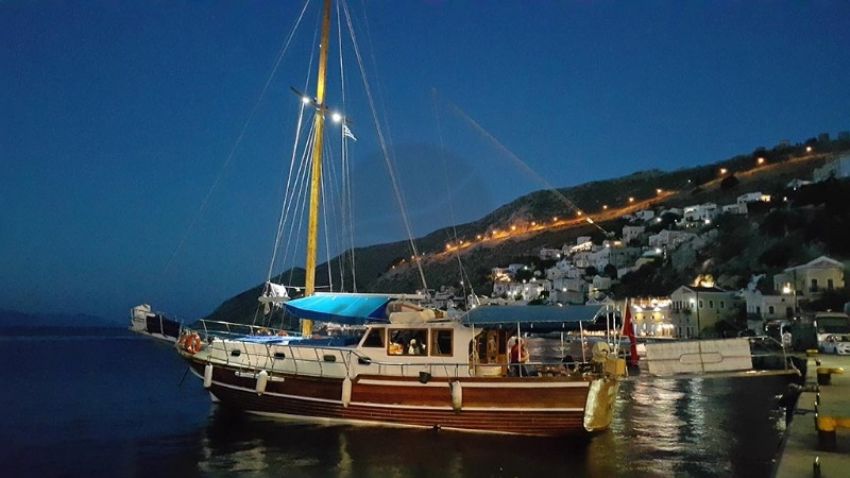 Kara Gulet, Relax Under The Stars.