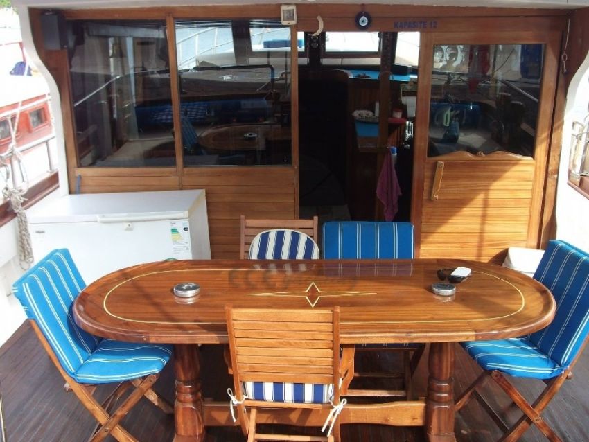 Kara Gulet, Aft Deck Towards Lounge.