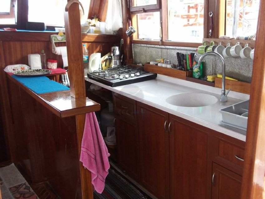 Kara Gulet, Fully Fledged Kitchen.