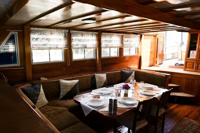 Ece Şarampol Salon - Yemek Alanı