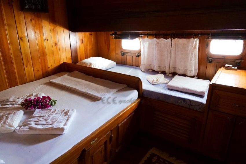 Ece Şarampol Double Kabin